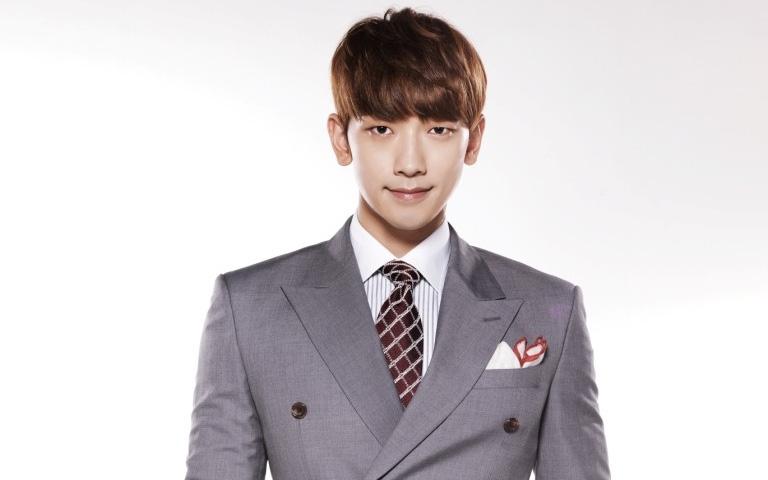 Sao Hàn 15/9: Mỹ nhân 37 tuổi của Cười lên Dong Hae trẻ trung như nữ sinh 18-2