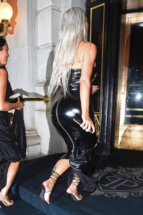 Kiểu váy áo ngạt thở làm cô Kim siêu vòng 3 phô 3 vòng siêu tưởng-3