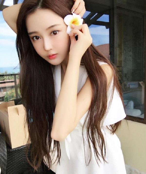 Trên mạng đẹp vạn người mê, nhan sắc ngoài đời của loạt hot girl này khiến ai cũng... ngã vật-8