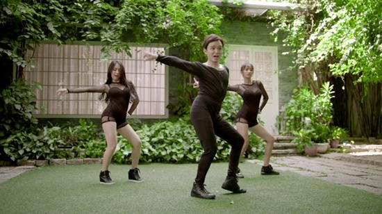 Angela Phương Trinh có thai với Hữu Vi nhưng lại đổ trách nhiệm cho Rocker Nguyễn-8