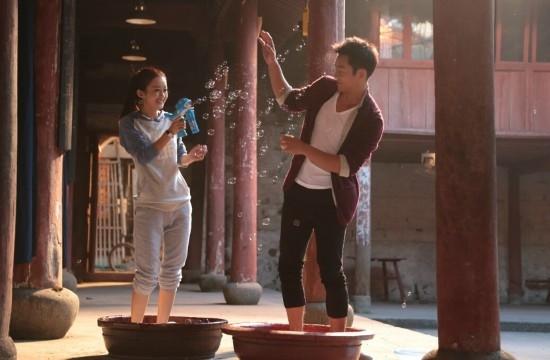 Triệu Lệ Dĩnh: Mỹ nhân sở hữu bộ sưu tập nam thần hoành tráng nhất C-biz-8