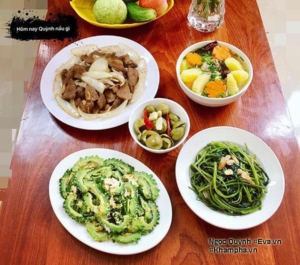 Trầm trồ với những mâm cơm 1 người đến cọng rau cũng chỉn chu của 9x độc thân xinh xắn-10