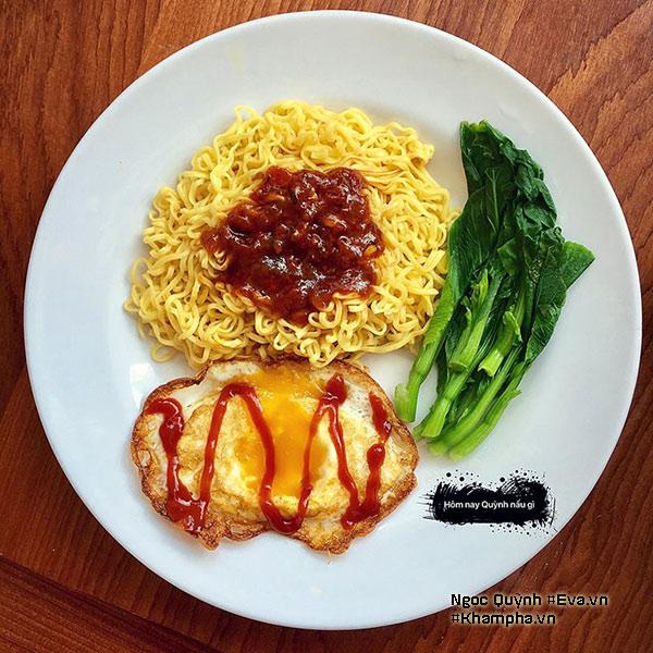 Trầm trồ với những mâm cơm 1 người đến cọng rau cũng chỉn chu của 9x độc thân xinh xắn-14