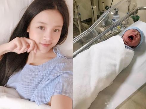 Huyền Baby tự tin để mặt mộc 'lên sóng' sau một ngày sinh em bé