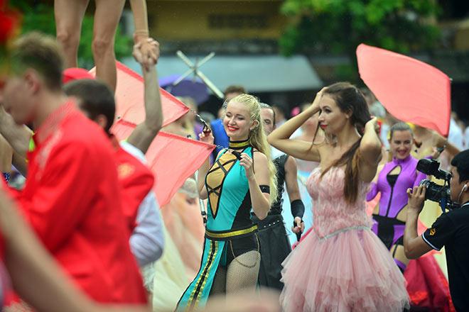 Không chỉ bởi nhan sắc nổi bật, những nữ nghệ sĩ còn chinh phục khán giả bời tài năng của mình.