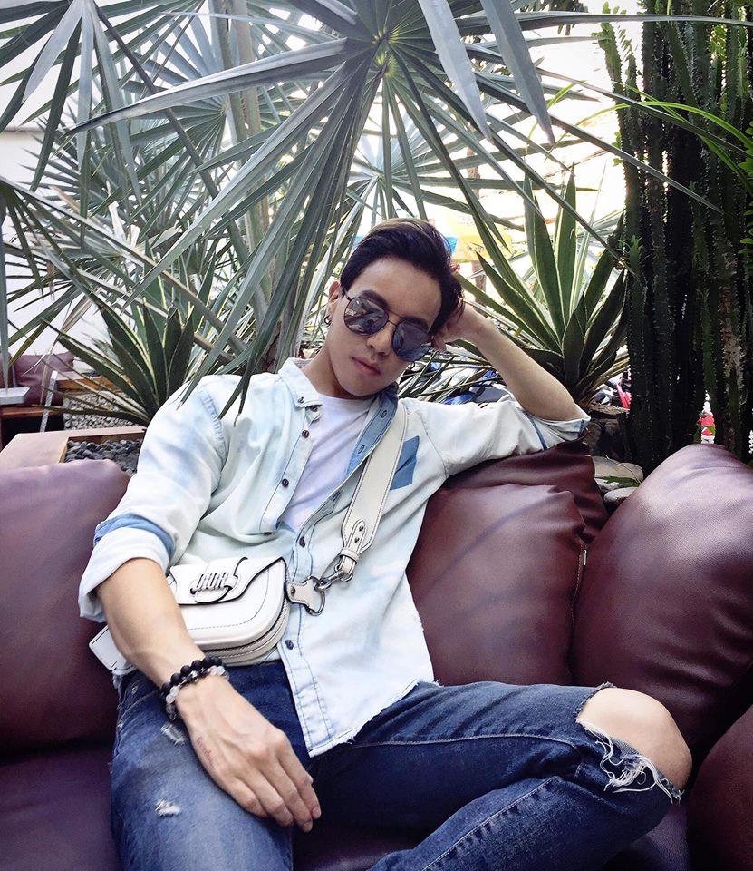 Hoàng Ku, Kelbin Lei đam mê túi xách đeo chéo-6