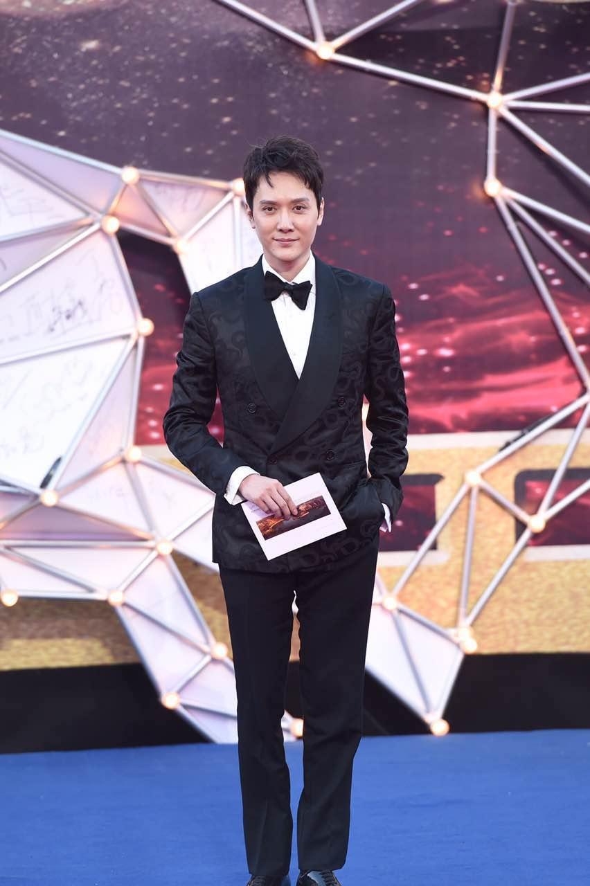 Dàn sao khủng đổ bộ giải Kim Kê, Phạm Băng Băng đến muộn vẫn trở thành tâm điểm-7