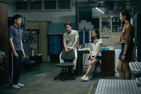 Bad Genius: Ai đã từng một thời áo trắng phải ra rạp xem ngay bộ phim này-4