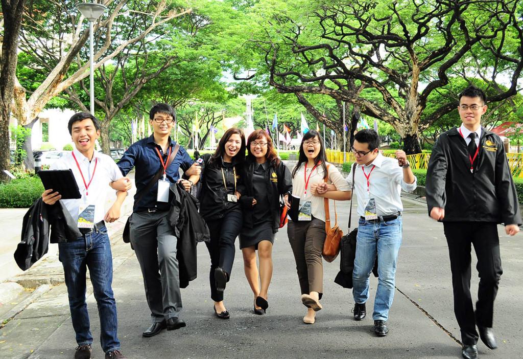 Giảng viên 9X bỏ việc, mở trung tâm dạy tiếng Anh-2