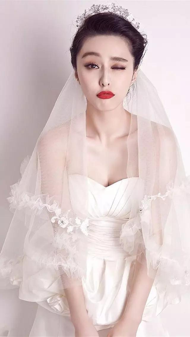 Trước khi làm cô dâu của Lý Thần, Phạm Băng Băng từng nhiều lần mặc váy cưới đẹp xuất sắc-1
