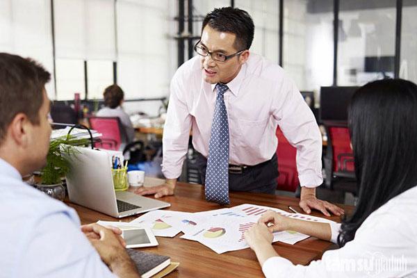 Phản ứng của 12 con giáp khi bị lãnh đạo trách mắng-2