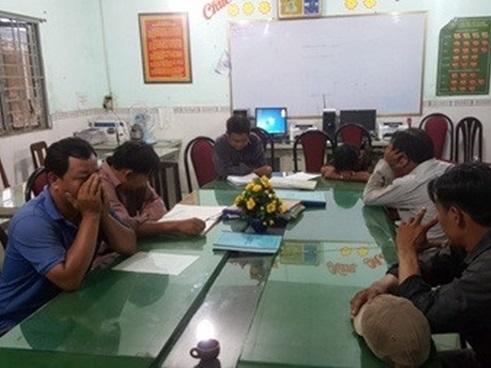 3 ngư dân sống sót sau 30 giờ ôm can nhựa trên biển-3