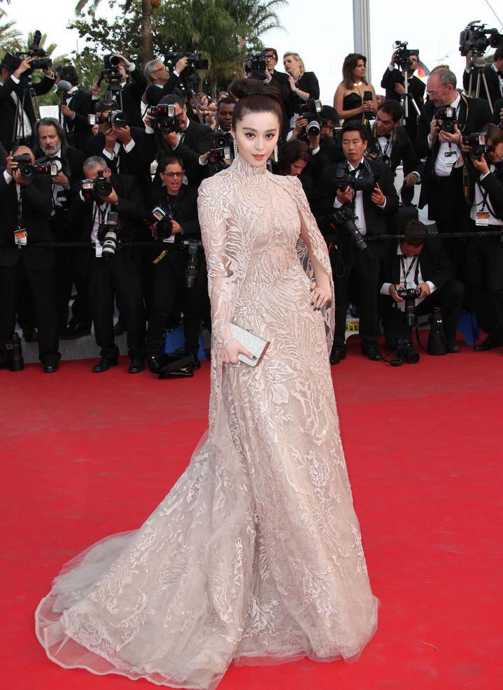 Trước khi làm cô dâu của Lý Thần, Phạm Băng Băng từng nhiều lần mặc váy cưới đẹp xuất sắc-8