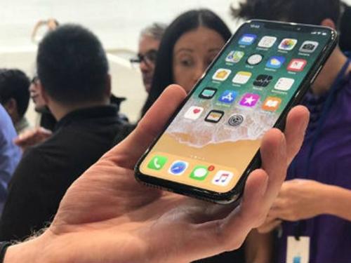 Apple quá tải không đủ iPhone X cho năm nay