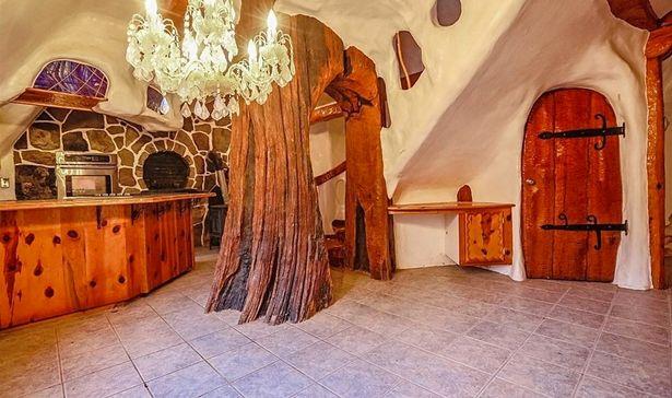 Ngỡ ngàng trước vẻ đẹp của ngôi nhà cổ tích nàng Bạch Tuyết và 7 chú lùn-6