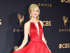 Bước qua tuổi 50, Nicole Kidman vẫn 'chặt đẹp' dàn mỹ nhân trên thảm đỏ Emmy 2017