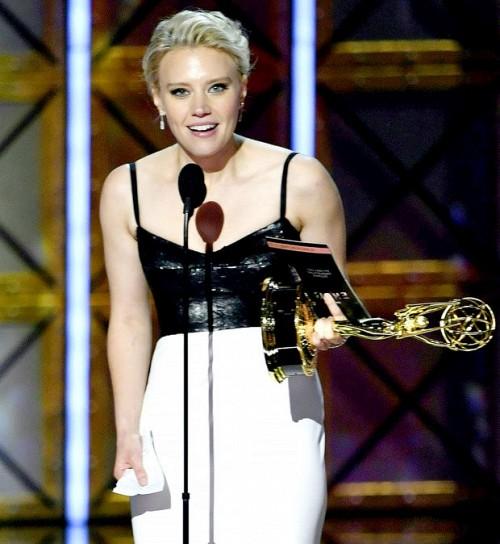 Kết quả Emmy 2017: Phái nữ lên ngôi, The Voice giành quán quân TV Show-7