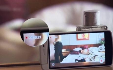 2 hạt sạn về chuyện ấy khiến khán giả Việt cười không khép được miệng-3