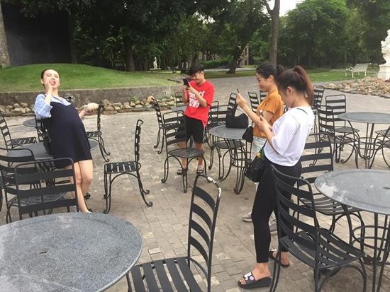 Sau tình một đêm với Hữu Vi, Angela Phương Trinh khoe bụng bầu vượt mặt-4