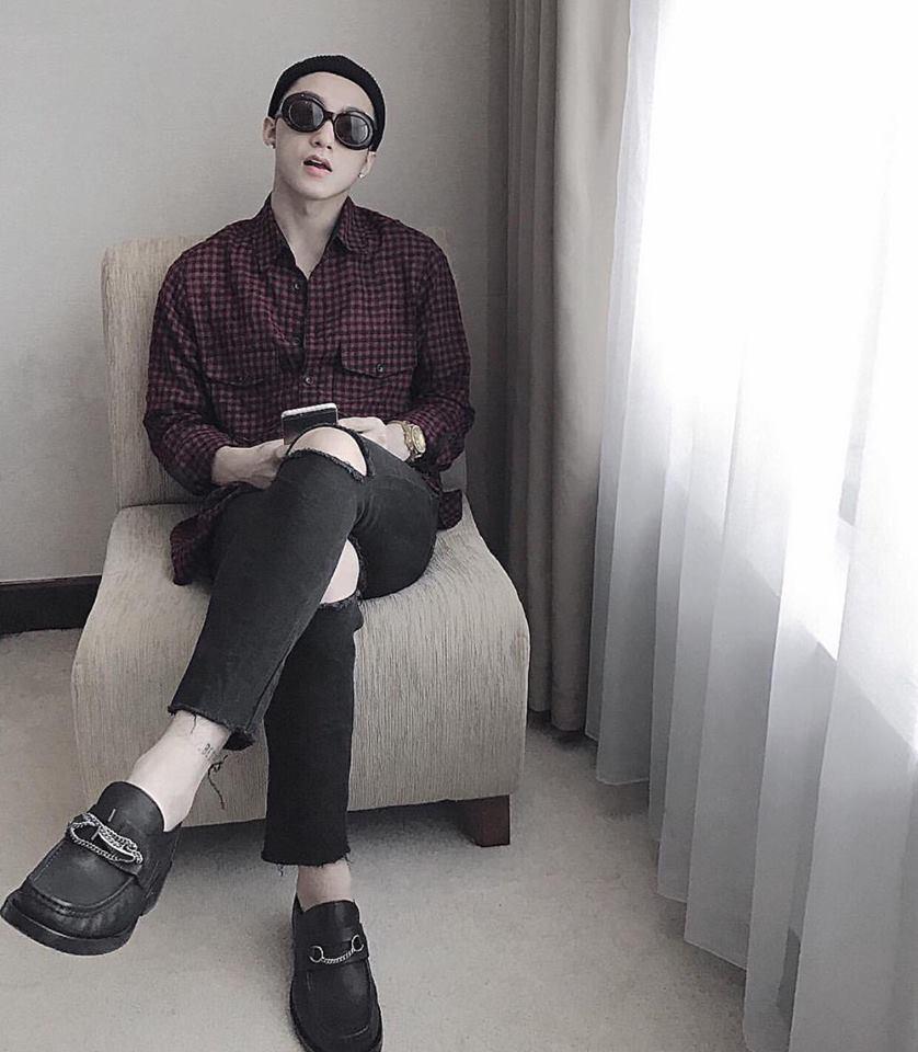 Không hẹn mà gặp, Mai Ngô - Minh Tú diện street style với mốt quần xẻ cao chất phát ngất-10