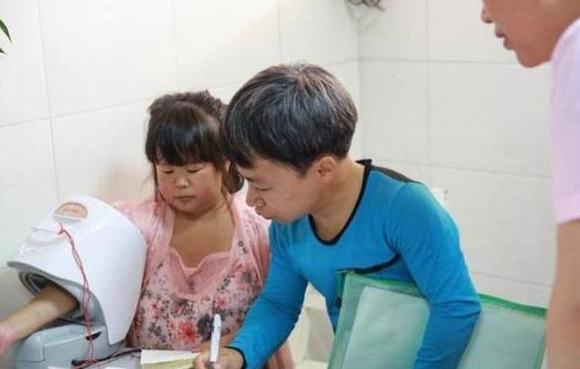 Cuộc sống thần tiên của cặp đôi tí hon khiến cả thế giới ghen tỵ-2