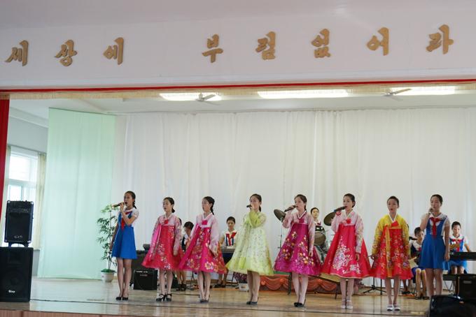 Chuyến đi Triều Tiên thót tim của chàng trai từng vi vu 30 quốc gia-3