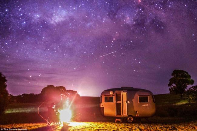 Vợ chồng trẻ bán hết tài sản để đưa 2 con đi du lịch-6