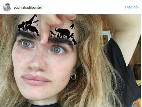 Cô gái nổi tiếng Instagram nhờ có cặp lông mày 'hoang dại'