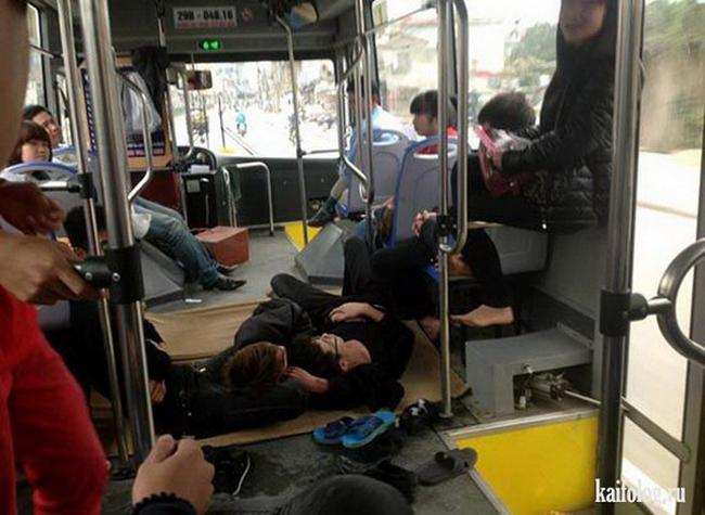 Ủ uôi, người châu Á... bá đạo quá!-6