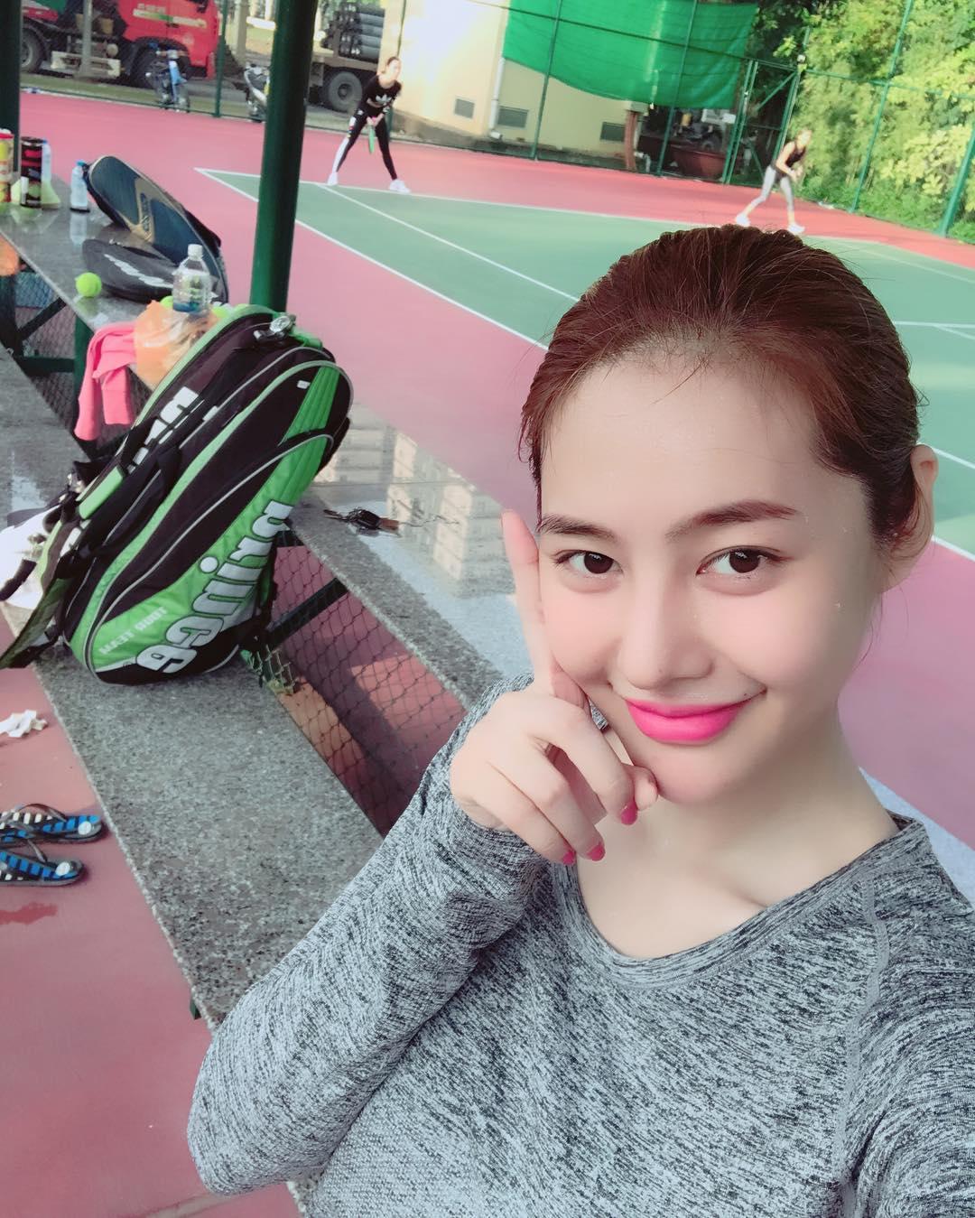 Tin sao Việt 20/9: Từ Pháp, Trấn Thành mơ ước nhiều tiền sắm siêu xe-2