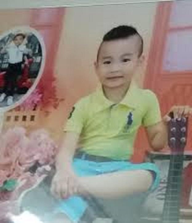 Bé trai 4 tuổi mất tích khi về nhà bà ngoại chơi, bố nhận được điện thoại bảo đến nhận xác con-2