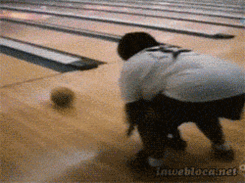 Cái kết khó quên cho kẻ chơi Bowling mà tinh tướng-2