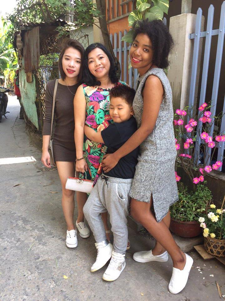 Nhan sắc đời thực của Cẩm Tiên - thí sinh gốc Phi gây tranh cãi nhất Hoa hậu Hoàn vũ 2017-10