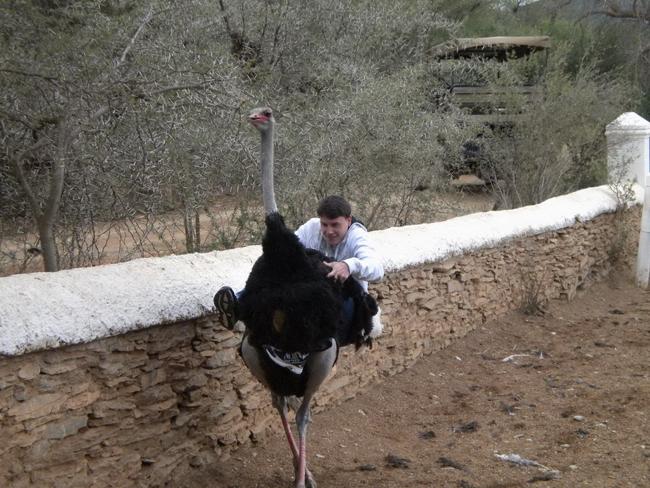 Sao trên đời lại lắm kẻ quái dị thế này?-9