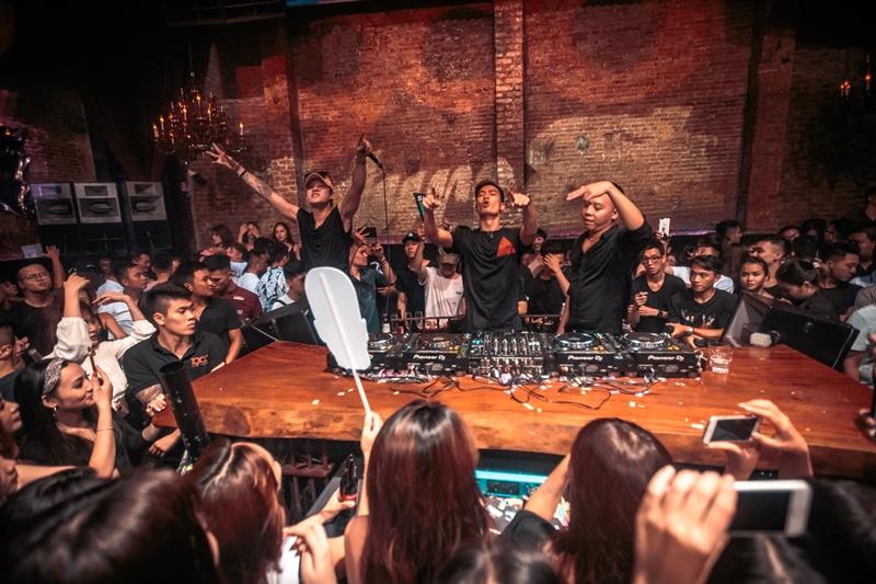 Sự thật về mối quan hệ cơm không lành, canh chẳng ngọt giữa Slim V và Hoàng Touliver-3