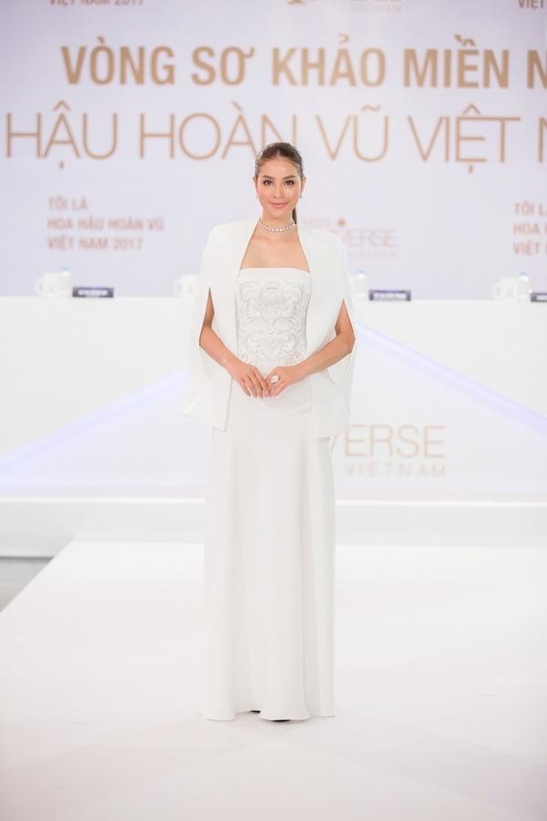 Dàn Hoa hậu - Á hậu thi nhau chiếm spotlight sao mặc đẹp trên thảm đỏ tuần này-5