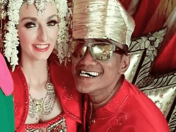 Chuyện tình vượt qua mọi rào cản về quốc gia... và nhan sắc-1