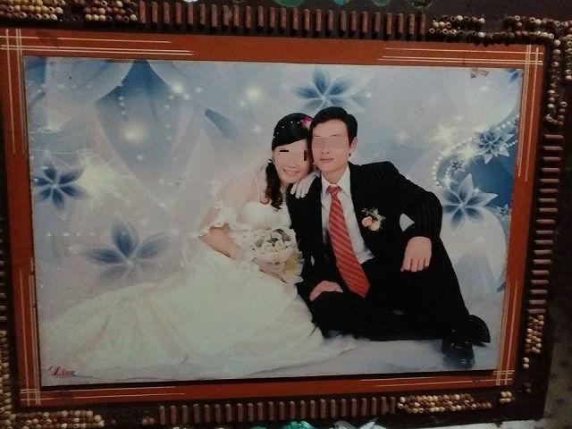 Bố mất, 4 tháng sau mẹ mang bầu tử vong, 2 đứa trẻ vẫn ngỡ cha mẹ đi làm xa-1