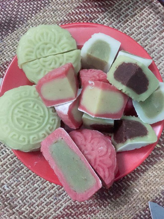 Hòa chung không khí Trung thu, mẹ trẻ làm bánh phiên bản lỗi khiến dân mạng cười rơi răng-6