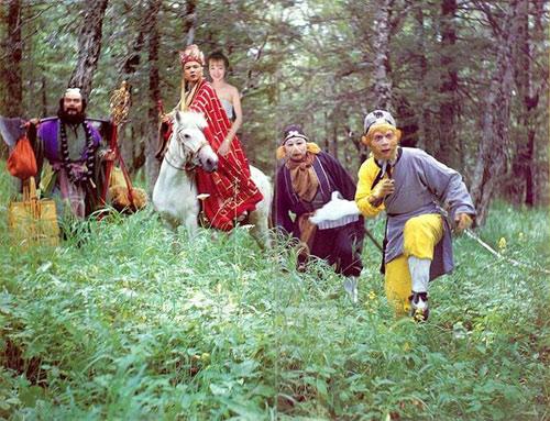 Cười ngất với cái kết hot girl lên mạng nhờ các thánh photoshop xóa chiếc ghế đỏ-12