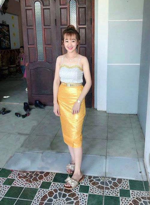 Cười ngất với cái kết hot girl lên mạng nhờ các thánh photoshop xóa chiếc ghế đỏ-14