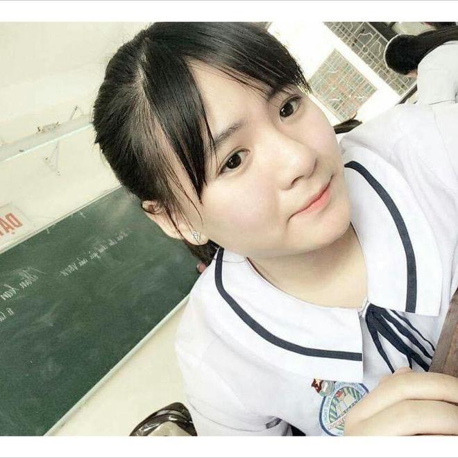 Danh tính nhóm bạn cực thân trong clip Anh trai mưa phiên bản thất tình-3