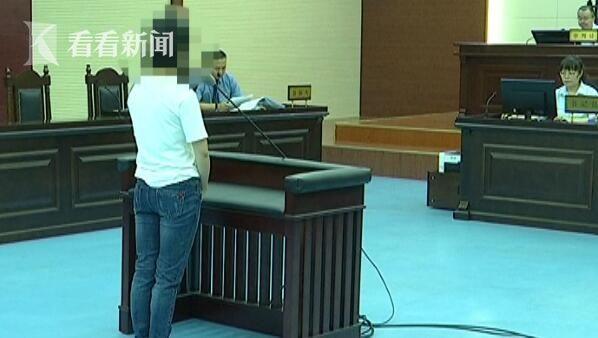 Sợ bị phát hiện sinh con trong kí túc xá, nữ sinh viên sát hại, nhét con vào vali kéo về quê-1