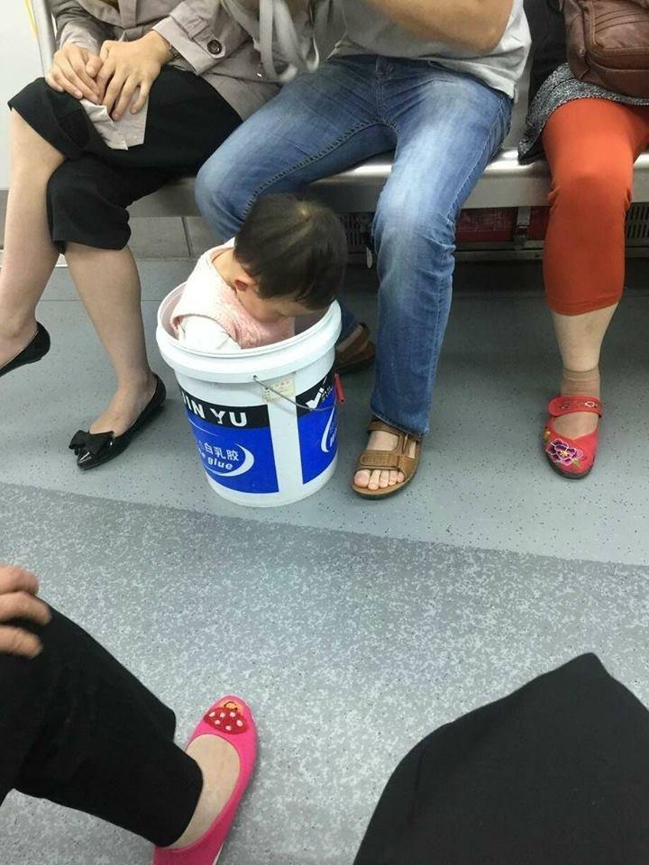 Chết cười với những ông bố bà mẹ có tâm nhất quả đất-7