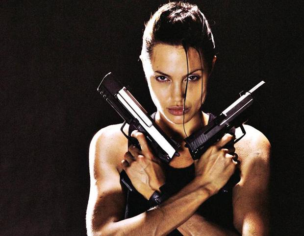 Angelina Jolie và Alicia Vikander: Ai mới là nàng Lara Croft hoàn hảo?-3