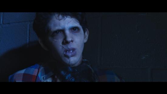 Sởn gai ốc trước 2 con quỷ tàn bạo nhất sẽ cùng xuất hiện trên màn ảnh cuối tháng này-3