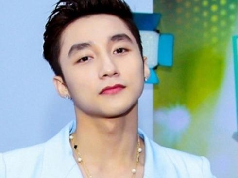 Đánh đủ các màu son, Sơn Tùng nào có kém cạnh chị em nào