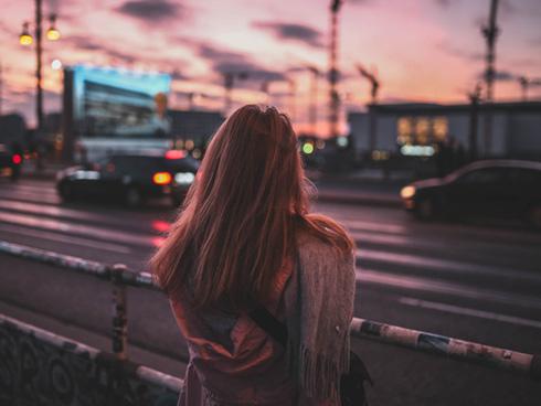 Mọi cô gái nên biết 10 lời khuyên này để không bao giờ phải rơi lệ vì đàn ông nữa