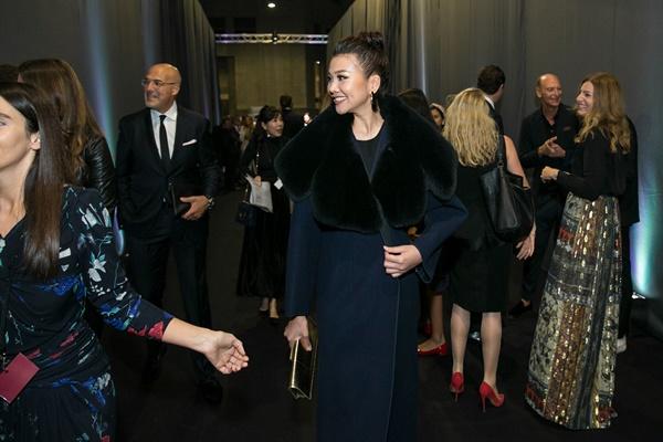 Không cần phô trương, Thanh Hằng chọn thời trang đẳng cấp ở Milan Fashion Week-4