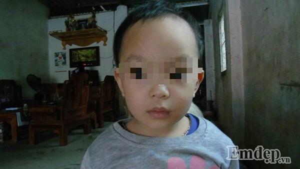 Cuộc sống mới của bé 6 tháng tuổi chết hụt dưới trận mưa dao điên cuồng của người chú rể-2